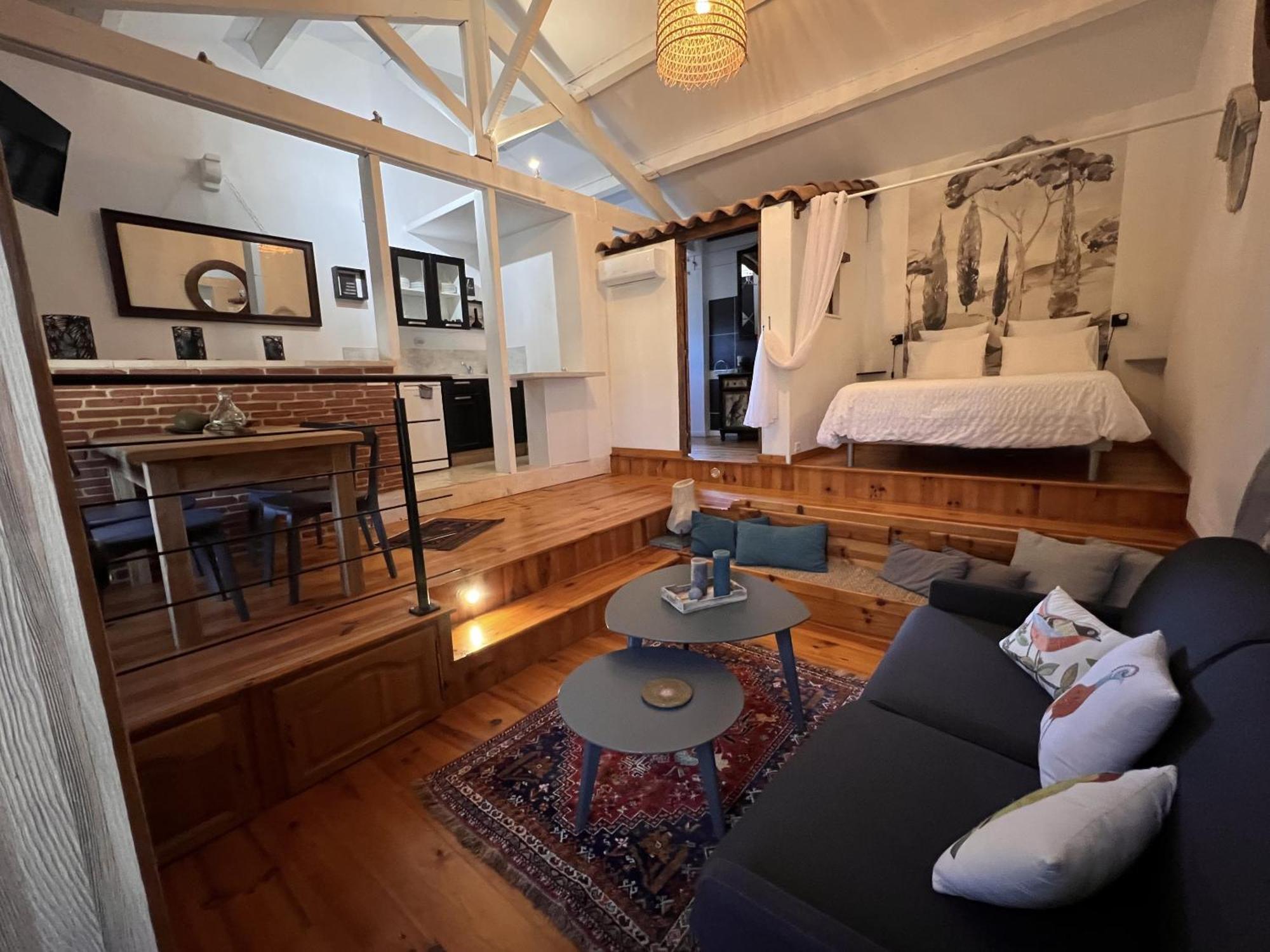 Mas D'Auseu Bed & Breakfast Cavaillon Room photo